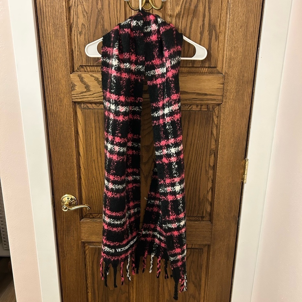 Victoria’s Secret Knit Plaid Fringe Black and Pink Longe Wide Scarf